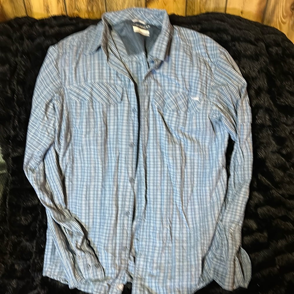 Men’s Columbia Omni-Shade large